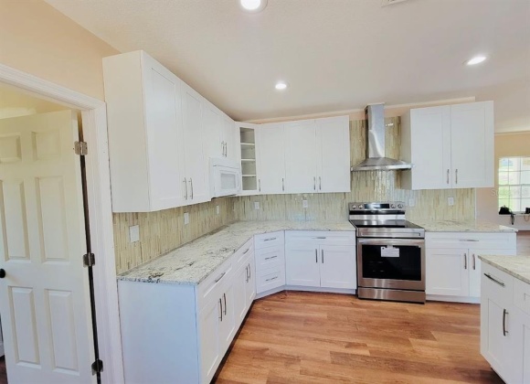 144 LAKE RING DRIVE, WINTER HAVEN, Florida 33884, 3 Bedrooms Bedrooms, ,2 BathroomsBathrooms,Residential,For Sale,LAKE RING,S5063711