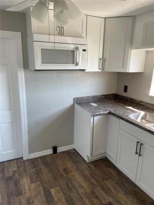 406 BADCOCK BOULEVARD, MULBERRY, Florida 33860, 3 Bedrooms Bedrooms, ,1 BathroomBathrooms,Residential,For Sale,BADCOCK,L4928363