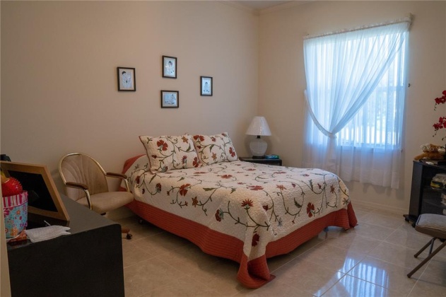320 LOCHEN CIRCLE, WINTER HAVEN, Florida 33884, 3 Bedrooms Bedrooms, ,3 BathroomsBathrooms,Residential,For Sale,LOCHEN,P4917585