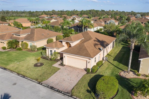4241 ROEBELENII DRIVE, LAKE WALES, Florida 33859, 3 Bedrooms Bedrooms, ,2 BathroomsBathrooms,Residential,For Sale,ROEBELENII,P4919707