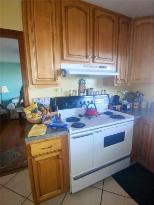 310 OVEROCKER CIRCLE, FROSTPROOF, Florida 33843, 3 Bedrooms Bedrooms, ,2 BathroomsBathrooms,Residential,For Sale,OVEROCKER,K4901666