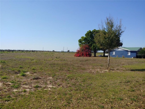 310 OVEROCKER CIRCLE, FROSTPROOF, Florida 33843, 3 Bedrooms Bedrooms, ,2 BathroomsBathrooms,Residential,For Sale,OVEROCKER,K4901666