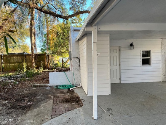 105 LAKE RING DRIVE, WINTER HAVEN, Florida 33884, 4 Bedrooms Bedrooms, ,2 BathroomsBathrooms,Residential,For Sale,LAKE RING,O6008182