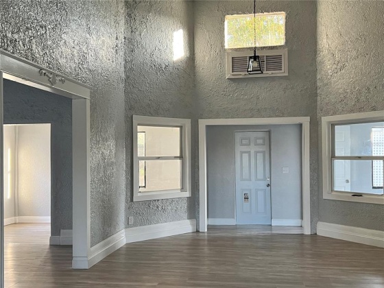 105 LAKE RING DRIVE, WINTER HAVEN, Florida 33884, 4 Bedrooms Bedrooms, ,2 BathroomsBathrooms,Residential,For Sale,LAKE RING,O6008182