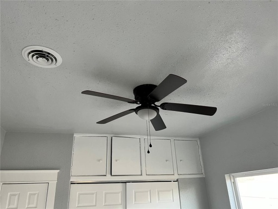 105 LAKE RING DRIVE, WINTER HAVEN, Florida 33884, 4 Bedrooms Bedrooms, ,2 BathroomsBathrooms,Residential,For Sale,LAKE RING,O6008182