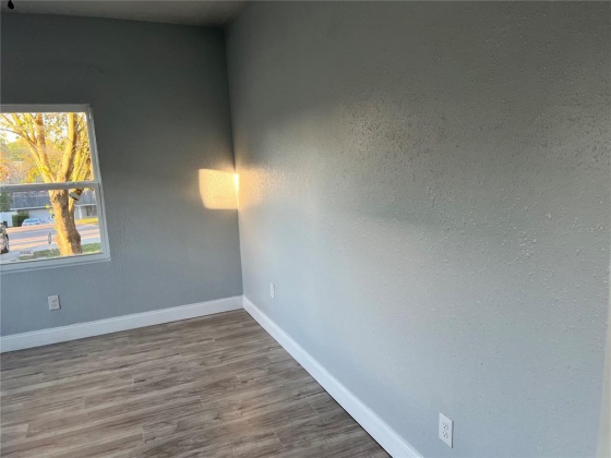 105 LAKE RING DRIVE, WINTER HAVEN, Florida 33884, 4 Bedrooms Bedrooms, ,2 BathroomsBathrooms,Residential,For Sale,LAKE RING,O6008182