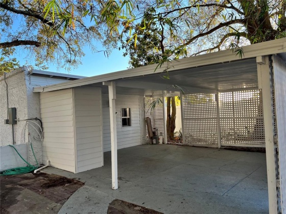 105 LAKE RING DRIVE, WINTER HAVEN, Florida 33884, 4 Bedrooms Bedrooms, ,2 BathroomsBathrooms,Residential,For Sale,LAKE RING,O6008182