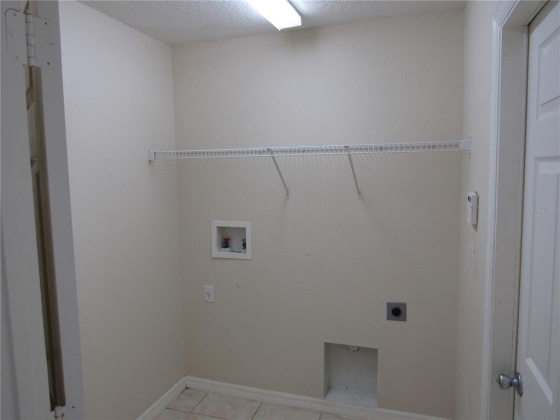 432 DELANCEY DRIVE, DAVENPORT, Florida 33837, 4 Bedrooms Bedrooms, ,2 BathroomsBathrooms,Rental Properties,For Sale,DELANCEY,O6007784