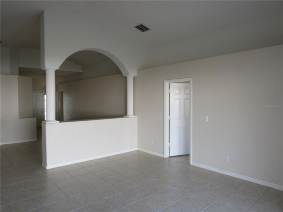 432 DELANCEY DRIVE, DAVENPORT, Florida 33837, 4 Bedrooms Bedrooms, ,2 BathroomsBathrooms,Rental Properties,For Sale,DELANCEY,O6007784