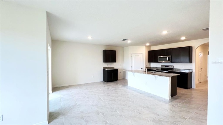 487 LILY LANE, DAVENPORT, Florida 33837, 4 Bedrooms Bedrooms, ,2 BathroomsBathrooms,Rental Properties,For Sale,LILY,S5063811