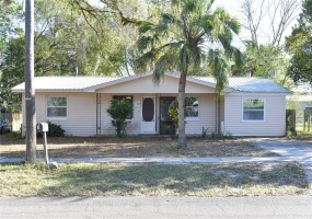 714 6TH STREET, FORT MEADE, Florida 33841, 5 Bedrooms Bedrooms, ,2 BathroomsBathrooms,Residential,For Sale,6TH,T3357756