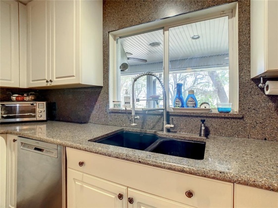 4106 SHOAL GREEN COURT, WINTER HAVEN, Florida 33884, 3 Bedrooms Bedrooms, ,2 BathroomsBathrooms,Residential,For Sale,SHOAL GREEN,P4919715