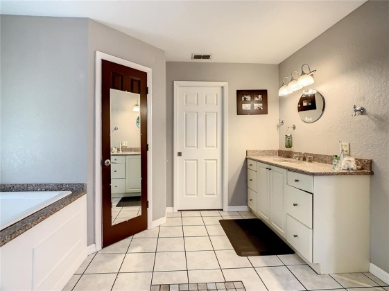 4106 SHOAL GREEN COURT, WINTER HAVEN, Florida 33884, 3 Bedrooms Bedrooms, ,2 BathroomsBathrooms,Residential,For Sale,SHOAL GREEN,P4919715