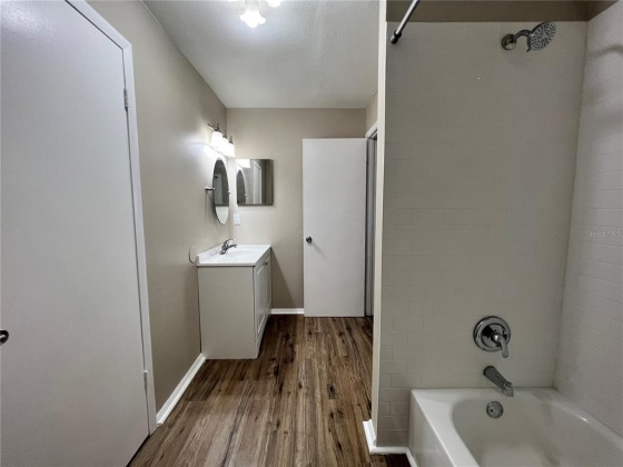 1061 SPIRIT LAKE ROAD, WINTER HAVEN, Florida 33880, 2 Bedrooms Bedrooms, ,1 BathroomBathrooms,Rental Properties,For Sale,SPIRIT LAKE,T3358871