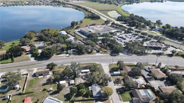 1061 SPIRIT LAKE ROAD, WINTER HAVEN, Florida 33880, 2 Bedrooms Bedrooms, ,1 BathroomBathrooms,Rental Properties,For Sale,SPIRIT LAKE,T3358871