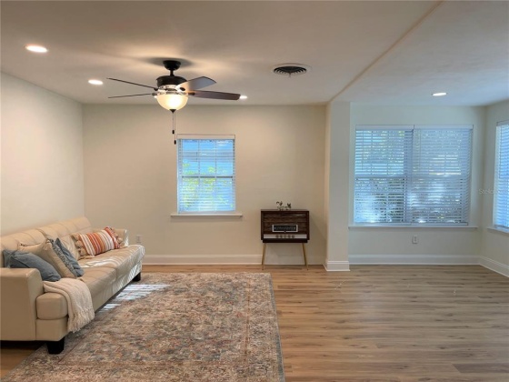 309 PALM DRIVE, LAKELAND, Florida 33803, 3 Bedrooms Bedrooms, ,1 BathroomBathrooms,Rental Properties,For Sale,PALM,L4928419