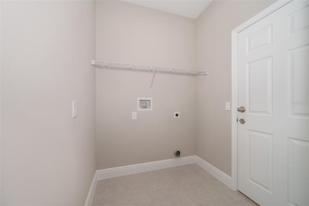 660 JAMES COURT, POINCIANA, Florida 34759, 3 Bedrooms Bedrooms, ,2 BathroomsBathrooms,Residential,For Sale,JAMES,S5063646