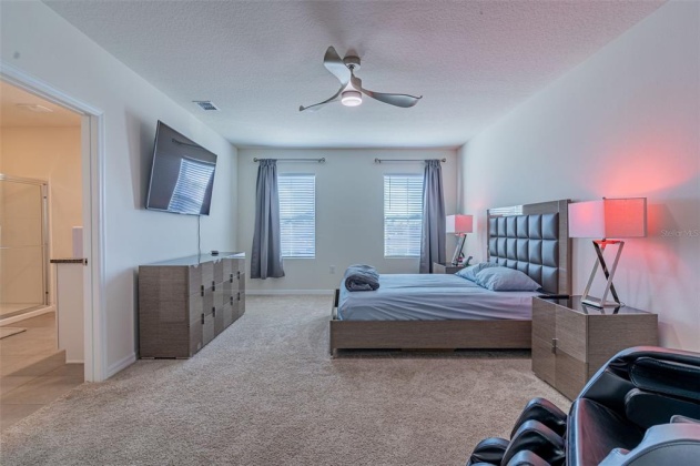 128 LUDISIA LOOP, DAVENPORT, Florida 33837, 5 Bedrooms Bedrooms, ,3 BathroomsBathrooms,Rental Properties,For Sale,LUDISIA,O6008557