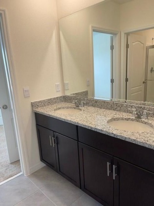 7809 OAK REFLECTION LOOP, DAVENPORT, Florida 33837, 7 Bedrooms Bedrooms, ,6 BathroomsBathrooms,Rental Properties,For Sale,OAK REFLECTION,O6007341