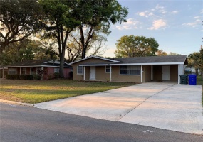 631 CAREY PLACE, LAKELAND, Florida 33803, 4 Bedrooms Bedrooms, ,2 BathroomsBathrooms,Rental Properties,For Sale,CAREY,O6008635