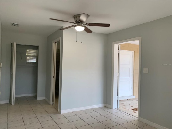631 CAREY PLACE, LAKELAND, Florida 33803, 4 Bedrooms Bedrooms, ,2 BathroomsBathrooms,Rental Properties,For Sale,CAREY,O6008635