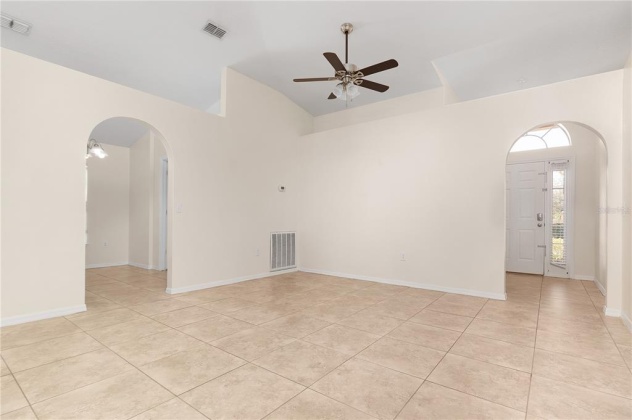 416 HAMMERSTONE AVENUE, HAINES CITY, Florida 33844, 4 Bedrooms Bedrooms, ,2 BathroomsBathrooms,Rental Properties,For Sale,HAMMERSTONE,O6008655