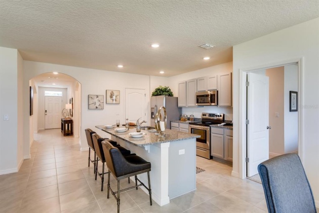 1549 LEAMINGTON LANE, WINTER HAVEN, Florida 33884, 3 Bedrooms Bedrooms, ,2 BathroomsBathrooms,Residential,For Sale,LEAMINGTON,O6008815