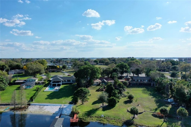 110 LAKE FLORENCE DRIVE, WINTER HAVEN, Florida 33884, 4 Bedrooms Bedrooms, ,3 BathroomsBathrooms,Residential,For Sale,LAKE FLORENCE,U8153887