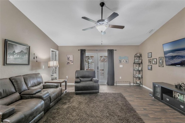 570 OLD BARTOW LAKE WALES ROAD, BARTOW, Florida 33830, 3 Bedrooms Bedrooms, ,2 BathroomsBathrooms,Residential,For Sale,OLD BARTOW LAKE WALES,P4919790