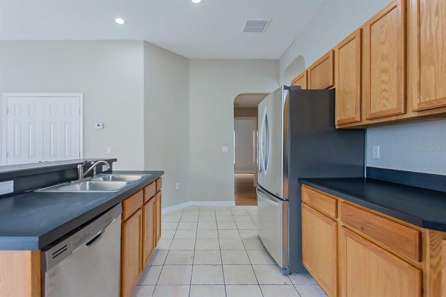 208 VICTORY AVENUE, DAVENPORT, Florida 33837, 4 Bedrooms Bedrooms, ,4 BathroomsBathrooms,Residential,For Sale,VICTORY,O6009510