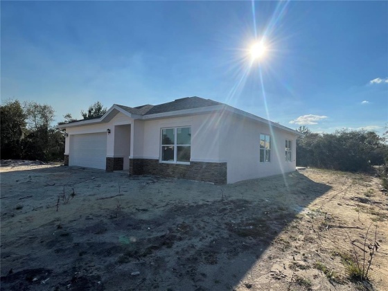 1216 APOPKA LANE, POINCIANA, Florida 34759, 3 Bedrooms Bedrooms, ,2 BathroomsBathrooms,Residential,For Sale,APOPKA,S5056087