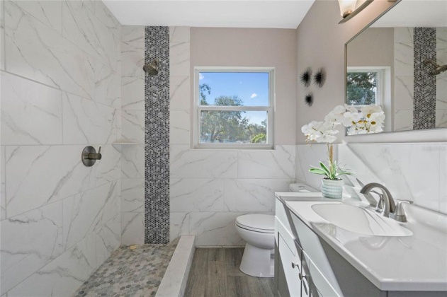 437 LONGFELLOW BOULEVARD, LAKELAND, Florida 33801, 4 Bedrooms Bedrooms, ,2 BathroomsBathrooms,Residential,For Sale,LONGFELLOW,S5062009