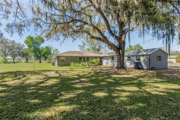 437 LONGFELLOW BOULEVARD, LAKELAND, Florida 33801, 4 Bedrooms Bedrooms, ,2 BathroomsBathrooms,Residential,For Sale,LONGFELLOW,S5062009