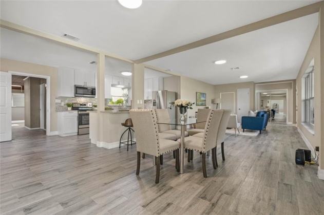 437 LONGFELLOW BOULEVARD, LAKELAND, Florida 33801, 4 Bedrooms Bedrooms, ,2 BathroomsBathrooms,Residential,For Sale,LONGFELLOW,S5062009