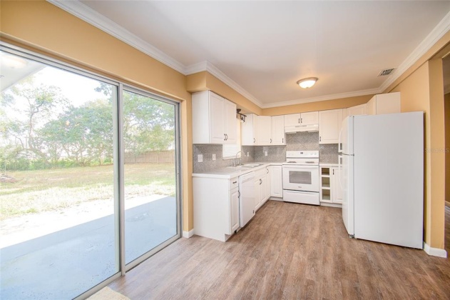 143 HONEYBEE LANE, POLK CITY, Florida 33868, 3 Bedrooms Bedrooms, ,2 BathroomsBathrooms,Residential,For Sale,HONEYBEE,L4928478