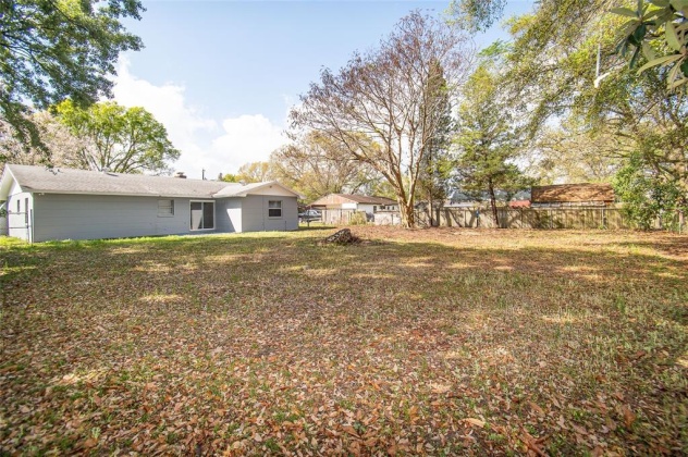 143 HONEYBEE LANE, POLK CITY, Florida 33868, 3 Bedrooms Bedrooms, ,2 BathroomsBathrooms,Residential,For Sale,HONEYBEE,L4928478