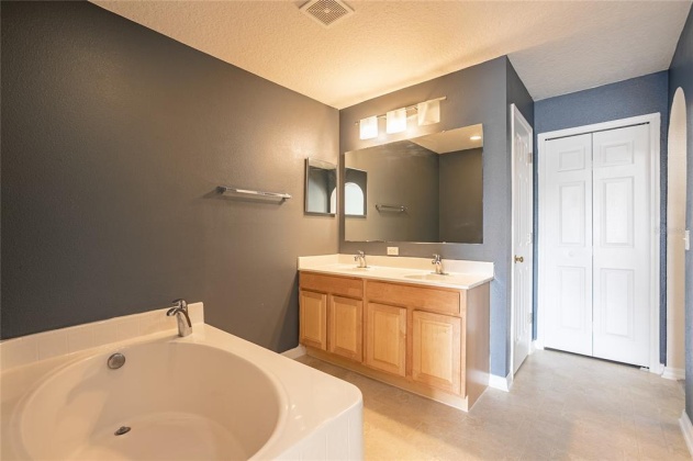 146 MILESTONE DRIVE, HAINES CITY, Florida 33844, 5 Bedrooms Bedrooms, ,2 BathroomsBathrooms,Rental Properties,For Sale,MILESTONE,O6001815
