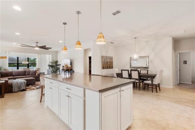 328 TOMELLOSO WAY, DAVENPORT, Florida 33837, 3 Bedrooms Bedrooms, ,2 BathroomsBathrooms,Residential,For Sale,TOMELLOSO,S5064006