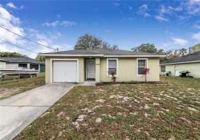 1206 MOSS AVENUE, HAINES CITY, Florida 33844, 3 Bedrooms Bedrooms, ,2 BathroomsBathrooms,Residential,For Sale,MOSS,P4919543