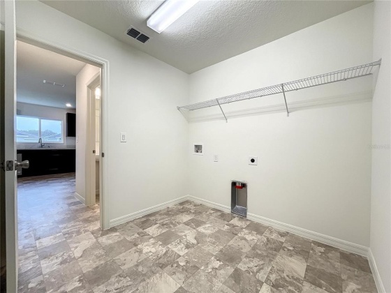 1008 OVERLOOK COURT, DAVENPORT, Florida 33837, 4 Bedrooms Bedrooms, ,2 BathroomsBathrooms,Residential,For Sale,OVERLOOK,P4919797