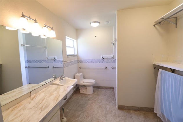 6895 HWY 37, MULBERRY, Florida 33860, 4 Bedrooms Bedrooms, ,2 BathroomsBathrooms,Residential,For Sale,HWY 37,U8152583