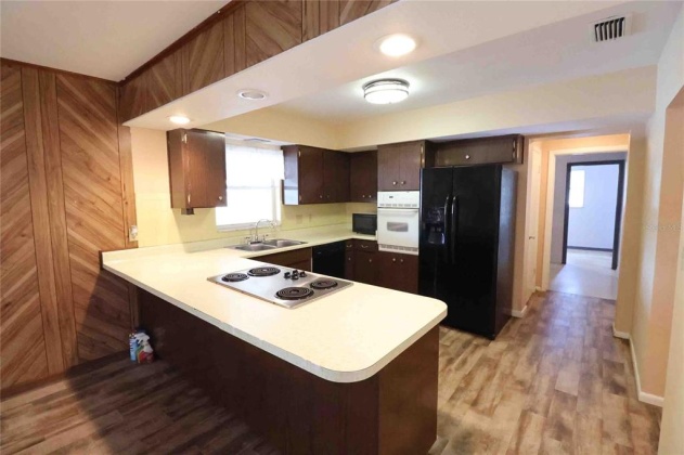 6895 HWY 37, MULBERRY, Florida 33860, 4 Bedrooms Bedrooms, ,2 BathroomsBathrooms,Residential,For Sale,HWY 37,U8152583
