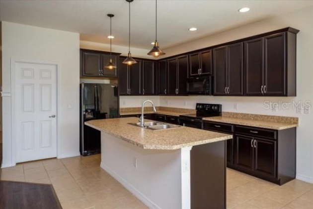 347 MARIVAL DRIVE, DAVENPORT, Florida 33837, 5 Bedrooms Bedrooms, ,3 BathroomsBathrooms,Rental Properties,For Sale,MARIVAL,L4928570