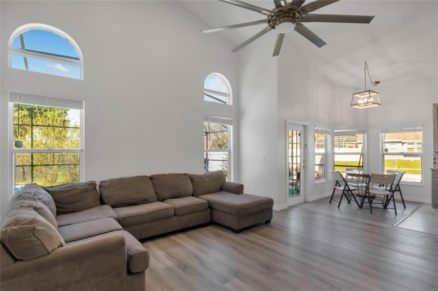 614 ROCHESTER LOOP, DAVENPORT, Florida 33897, 5 Bedrooms Bedrooms, ,3 BathroomsBathrooms,Rental Properties,For Sale,ROCHESTER,O6010359