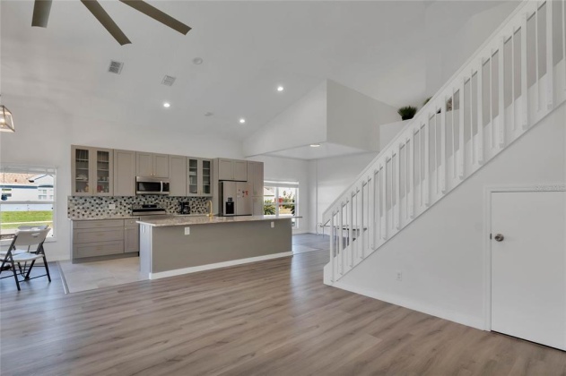 614 ROCHESTER LOOP, DAVENPORT, Florida 33897, 5 Bedrooms Bedrooms, ,3 BathroomsBathrooms,Rental Properties,For Sale,ROCHESTER,O6010359