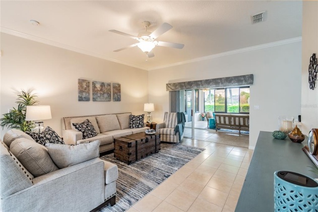 253 SORRENTO ROAD, POINCIANA, Florida 34759, 2 Bedrooms Bedrooms, ,2 BathroomsBathrooms,Residential,For Sale,SORRENTO,S5064205