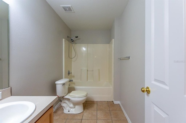 2407 BROWNWOOD DRIVE, MULBERRY, Florida 33860, 4 Bedrooms Bedrooms, ,2 BathroomsBathrooms,Residential,For Sale,BROWNWOOD,T3351978