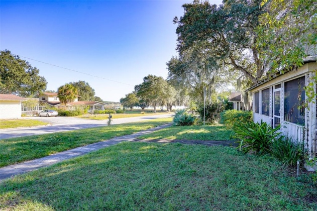 500 JOHNSON AVENUE, LAKE WALES, Florida 33853, 4 Bedrooms Bedrooms, ,3 BathroomsBathrooms,Rental Properties,For Sale,JOHNSON,P4919793