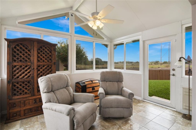 542 OAKPARK LOOP, DAVENPORT, Florida 33837, 3 Bedrooms Bedrooms, ,2 BathroomsBathrooms,Residential,For Sale,OAKPARK,P4919876