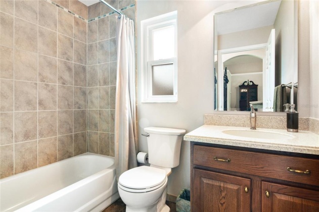 542 OAKPARK LOOP, DAVENPORT, Florida 33837, 3 Bedrooms Bedrooms, ,2 BathroomsBathrooms,Residential,For Sale,OAKPARK,P4919876